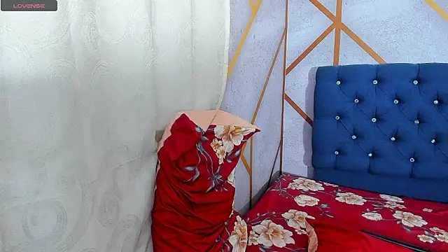 Онлайн чат XXX _vaiolet_owo