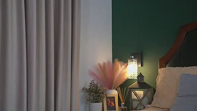 Alyonaqueen_'s Live XXX Chat