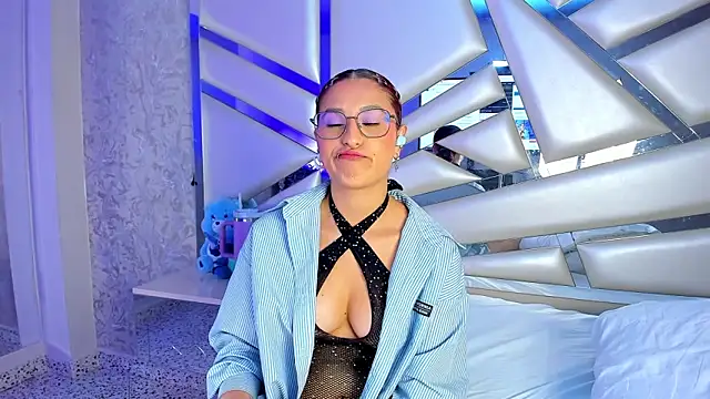 Miia002 live XXX chat