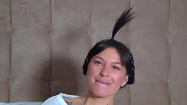 AlexandraBloom 라이브 XXX 채팅