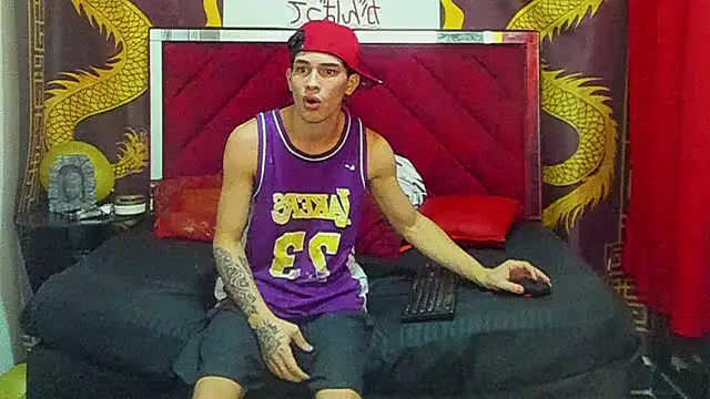 Show Webcam de Pride_couple