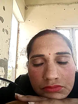 Cute-karisma1234's Live XXX Chat