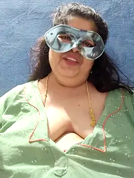 tamilthanushri Live XXX-chat