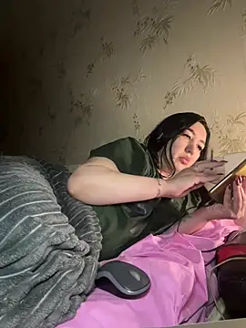 Naughtbaby_2025 Adlı Modelin Canlı XXX Sohbeti