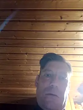 MArciQuarkyのライブXXXチャット