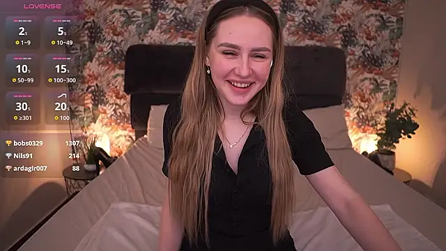 Chat +18 de GabriellaJass ao vivo