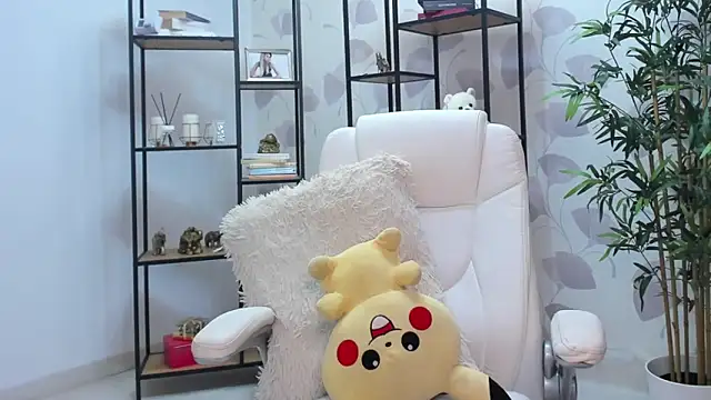 Smileyelyourgf Chat XXX live