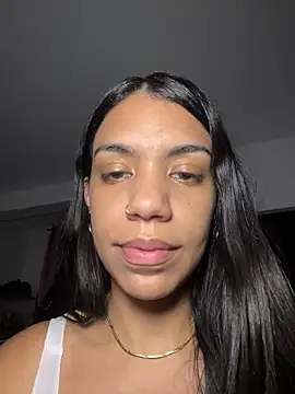 -Naomyy-: απευθείας συνομιλία ΧΧΧ