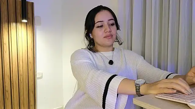 Isa_1207: онлайн-секс-чат