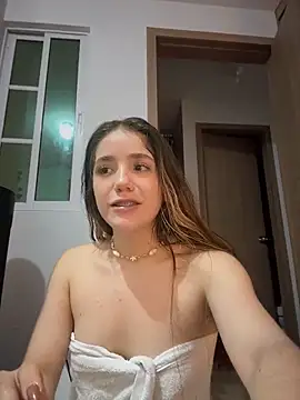 ShelbyHagen Show in webcam