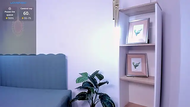 ravenfierce Adlı Modelin Canlı XXX Sohbeti