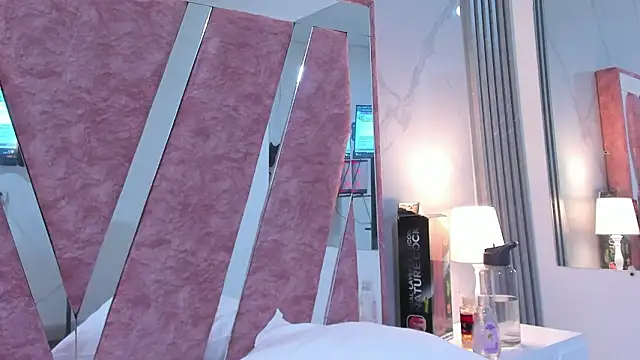 Wonderkloe_ – Naživo XXX chat