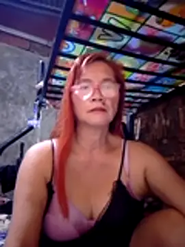 دردشة SexyHottMom الجنسية المباشرة