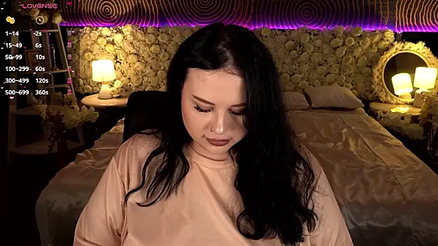 SerahMirabeli – Naživo XXX chat