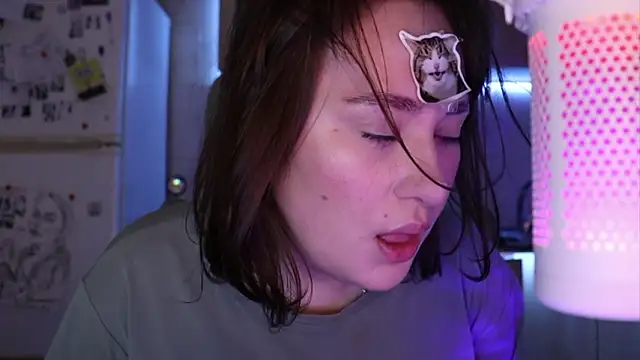 BettySquirtson élő XXX-chatje