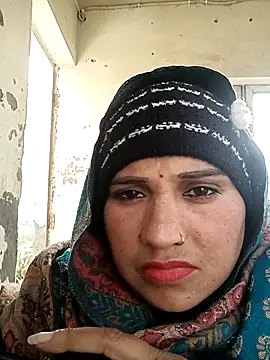 Chat XXX en directo de Cute-karisma1234