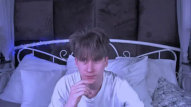 Živý XXX chat ScottPierce