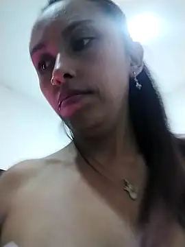 Chatroom XXX en direct de valeriasweet_