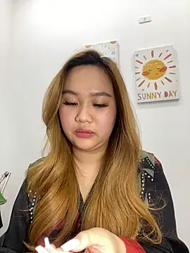 Almira6868 网络视讯表演