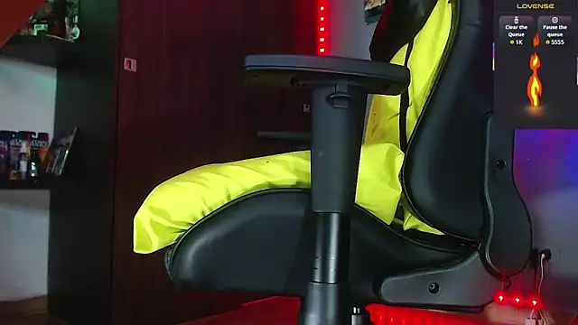 justincs Chat XXX in diretta