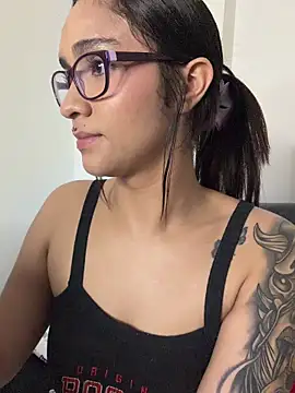 Isabella-Teen Live XXX-chat