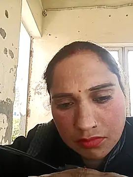 Cute-karisma1234 Adlı Modelin Canlı XXX Sohbeti