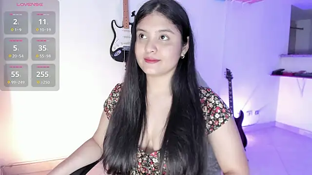 lilpervertgirl 现场XXX聊天