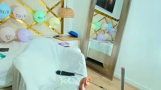 Živý XXX chat Baby_Scarleth_