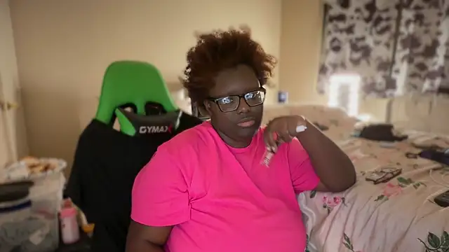 -Yagurlwest: απευθείας συνομιλία ΧΧΧ