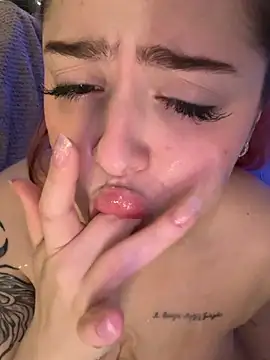 Chat XXX en directo de KellyMoors