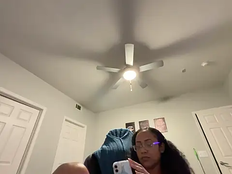 RylReese Chat XXX live