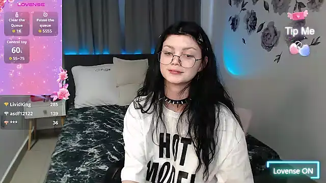 MileyRood 现场XXX聊天