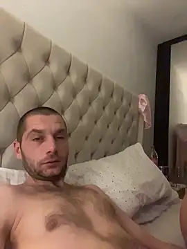 XXX chat uživo modela Kinkycouple142