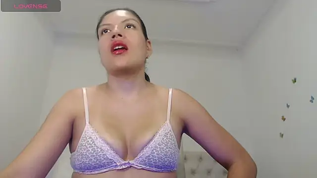 zoey_1824 现场XXX聊天