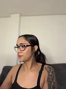 Isabella-Teen Obrolan Langsung XXX