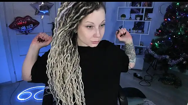 HoneySallyMoore's Live XXX Chat