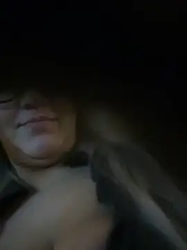 LittleMissEeve's Live XXX Chat