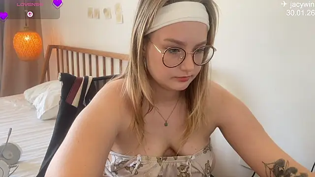 JacyWinslat live XXX chat