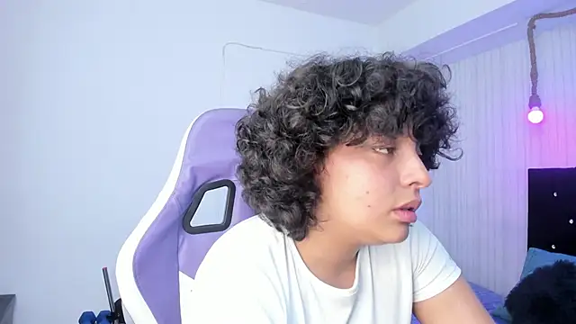 XXX chat uživo modela miku_katsuragi