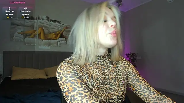 دردشة Jerry-Hall الجنسية المباشرة