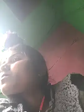 Pooja_hote Adlı Modelin Canlı XXX Sohbeti