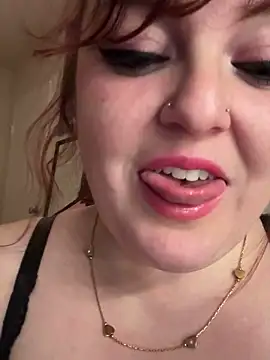 Онлайн чат XXX KittyCreamKisses