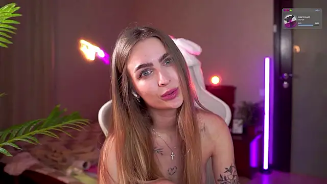 Kamila_icee Chat XXX in diretta