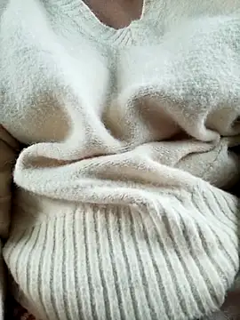 July-Asian's Live XXX Chat