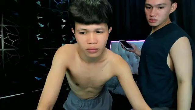 JamesxxxMarky Adlı Modelin Canlı XXX Sohbeti