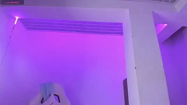 MiaVillalobosのライブXXXチャット