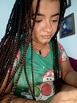 tina_tinitaaのライブXXXチャット