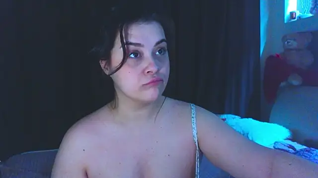 Онлайн чат XXX Malika_uAngel