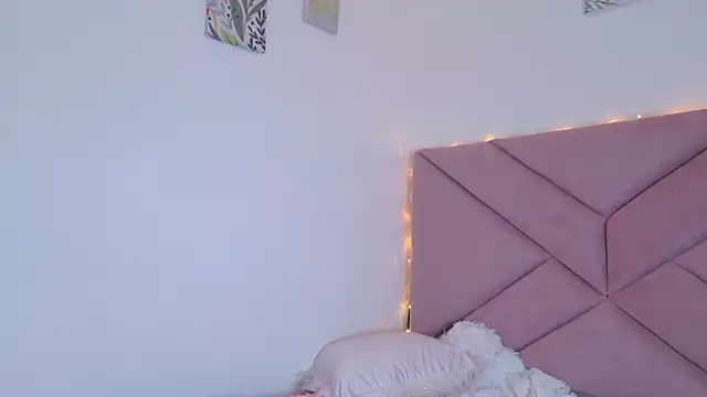 eva_sin18 Adlı Modelin Canlı XXX Sohbeti