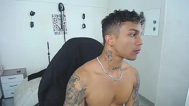 Show de webcam de Leonard_Price